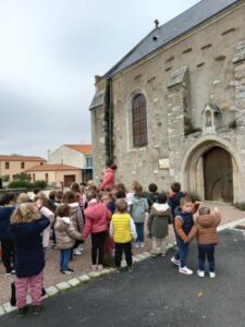 Visite de l’église par les élèves de maternelle